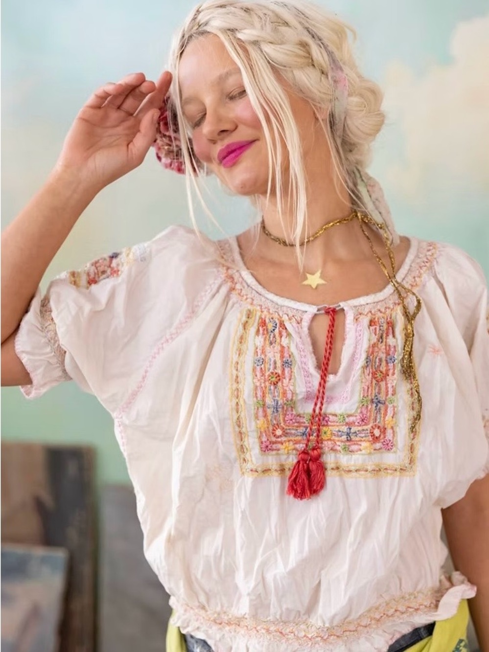 Magnolia Pearl Cream Top Chrissy folk embroidered boho NWT shabby chic